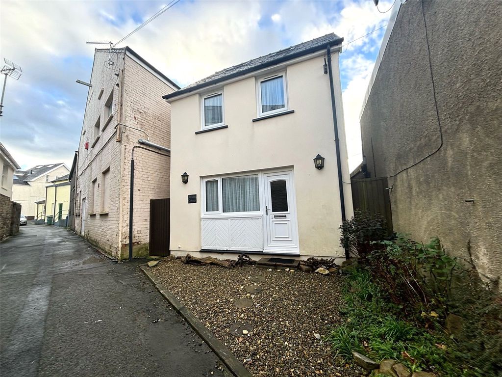 Property photo 1 of 18 Picture No. 08