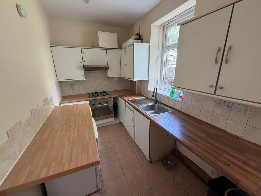 Property photo 3 of 12 Photo 12