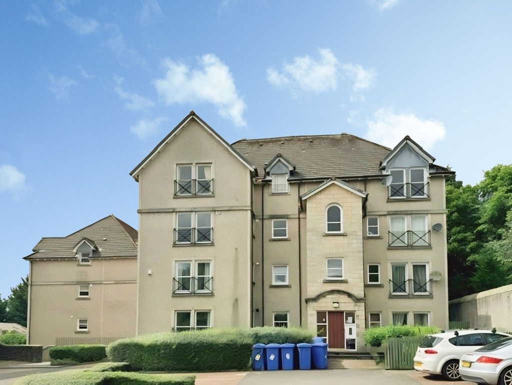 Property photo 1 of 9