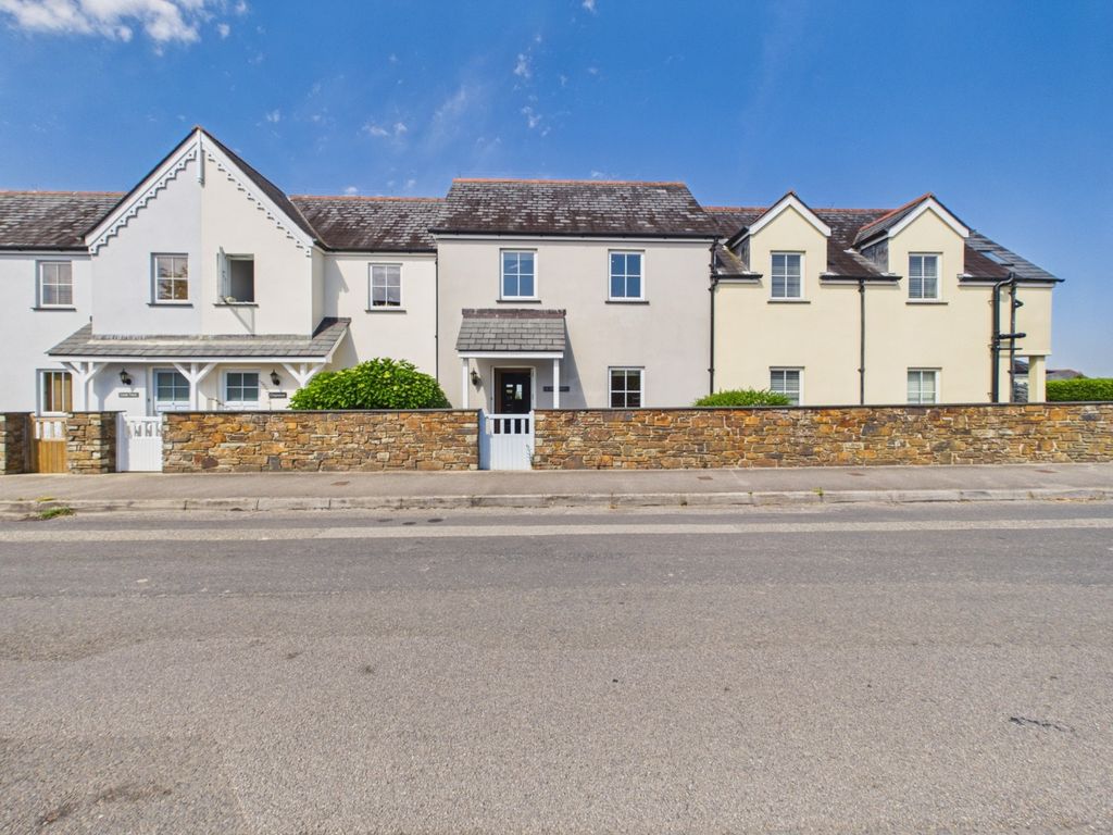 Property photo 3 of 17 5173012