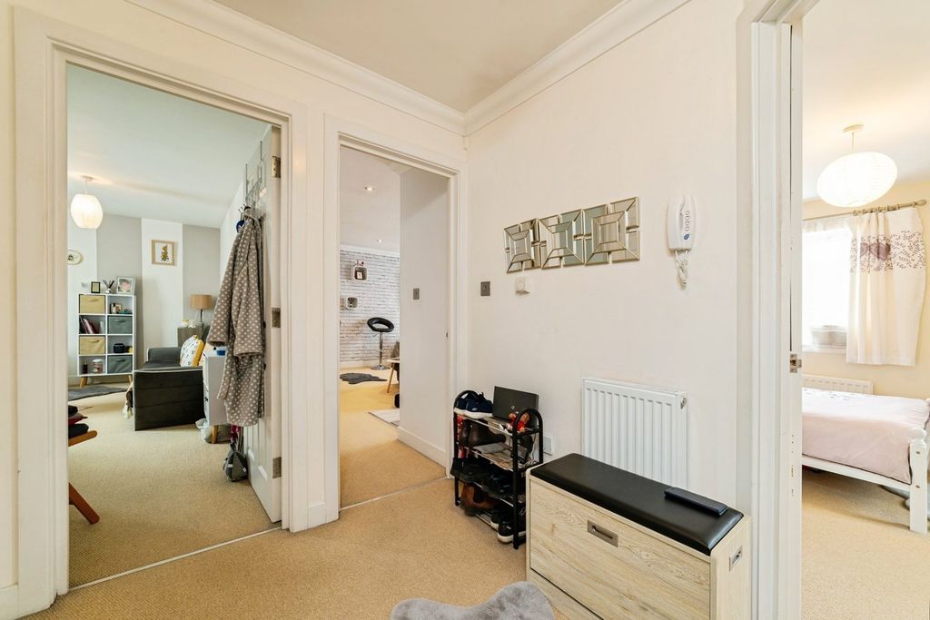 Additional image 10 of 2 bed flat for saleFoundry Close, Melksham SN12
