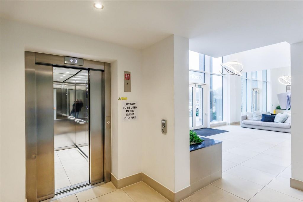 Additional image 21 of 2 bed flat for saleGodfrey House, Edinburgh Gate, Harlow CM20