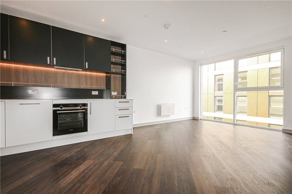 Property photo 2 of 11 Open Plan