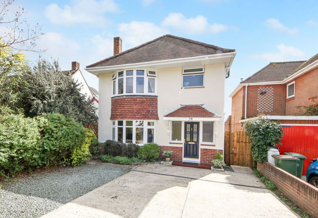 Property photo 1 of 21