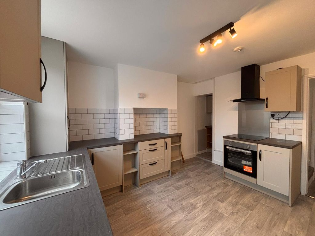 Property photo 1 of 13 Image