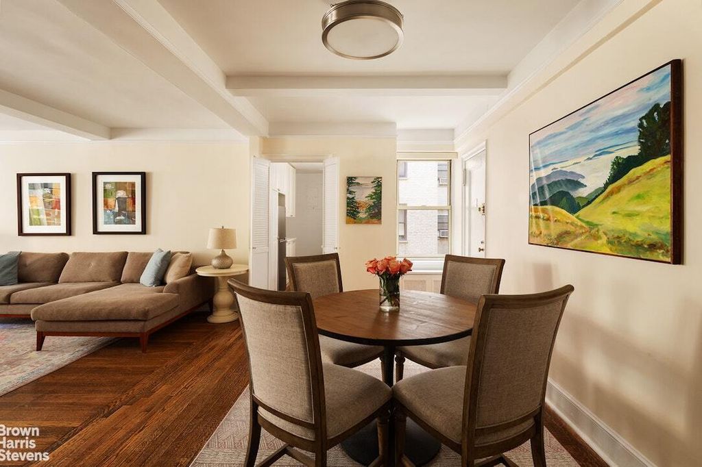 Property photo 3 of 9 <Alttext/>