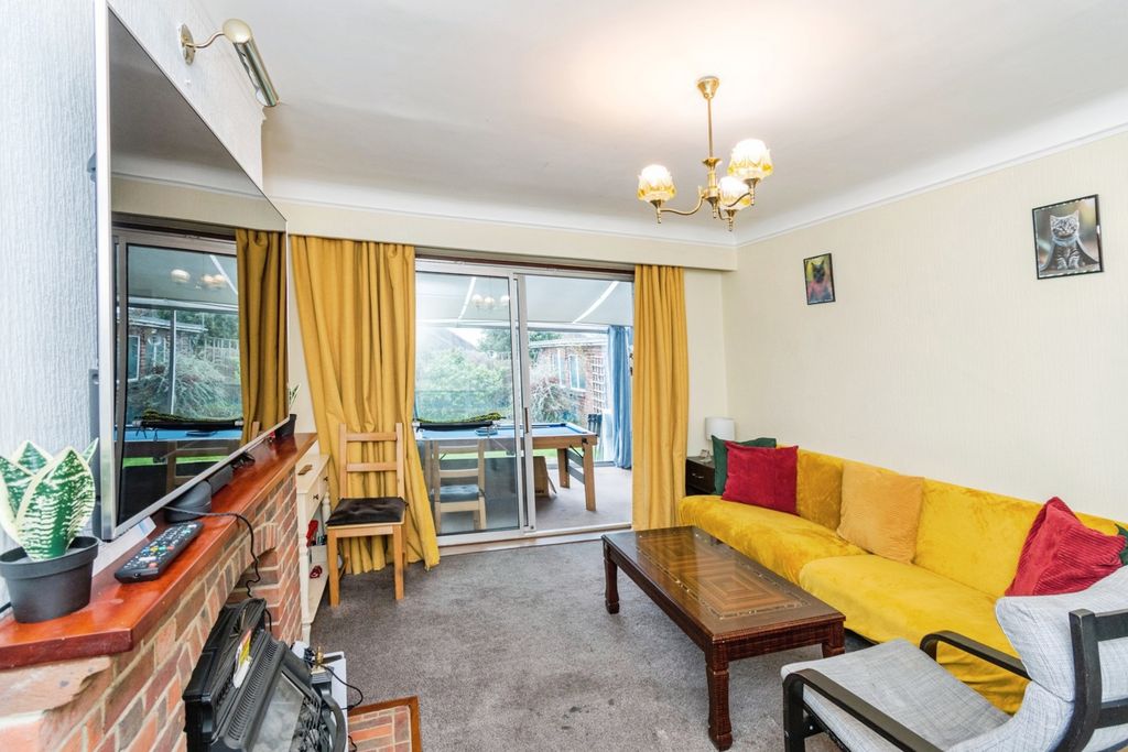 Property photo 2 of 16 Pbox-Img.Jpg