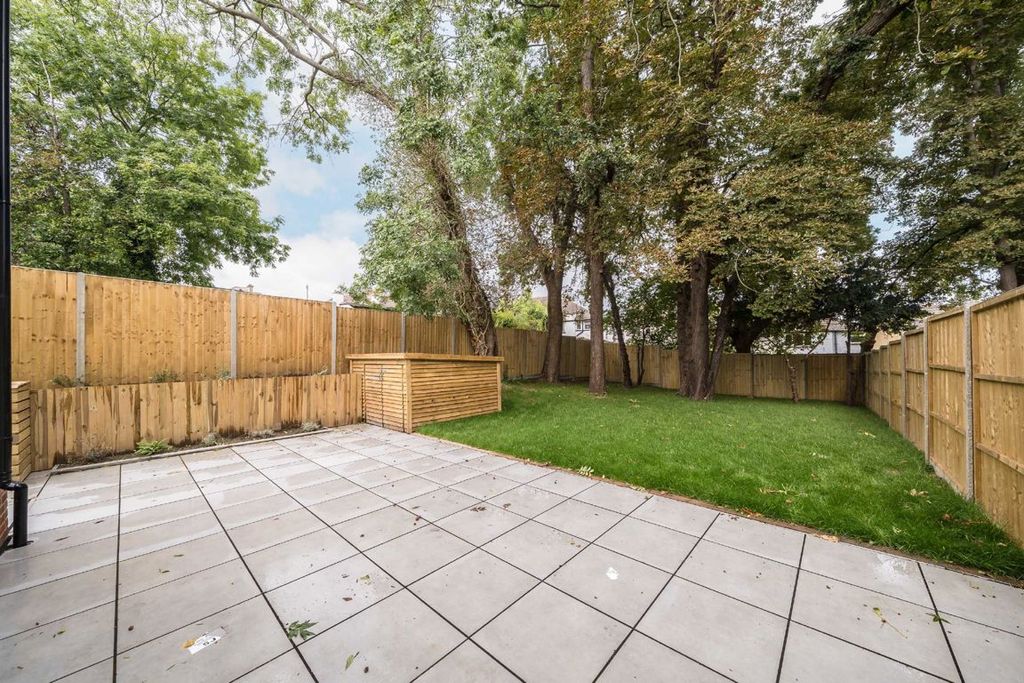 Property photo 2 of 15