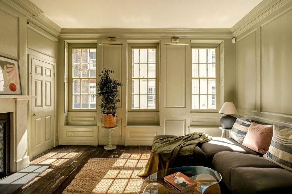 Property photo 1 of 12 Drawing Room