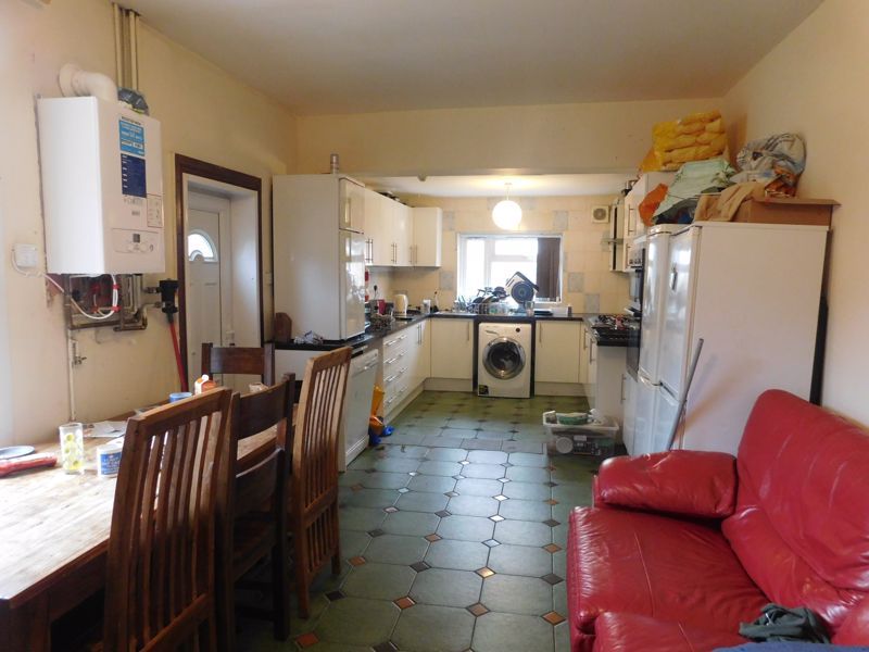 Property photo 3 of 8 Photo 15