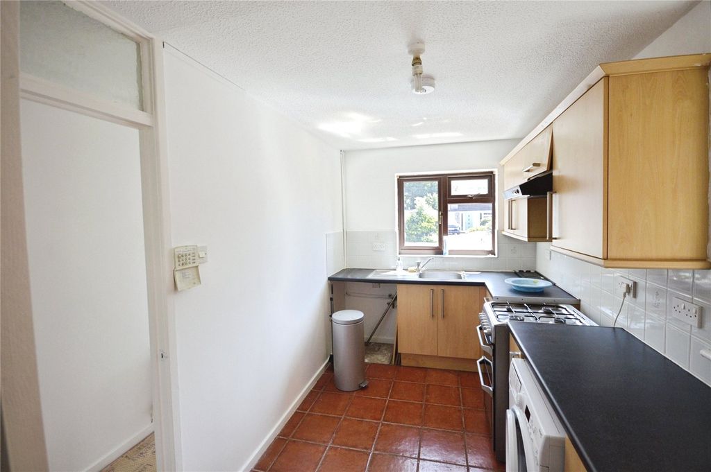 Property photo 3 of 10 Breakfast Kitchen