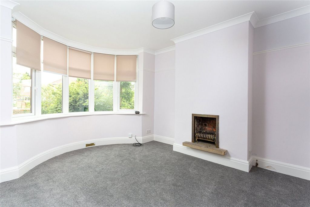 Property photo 2 of 15 Photo