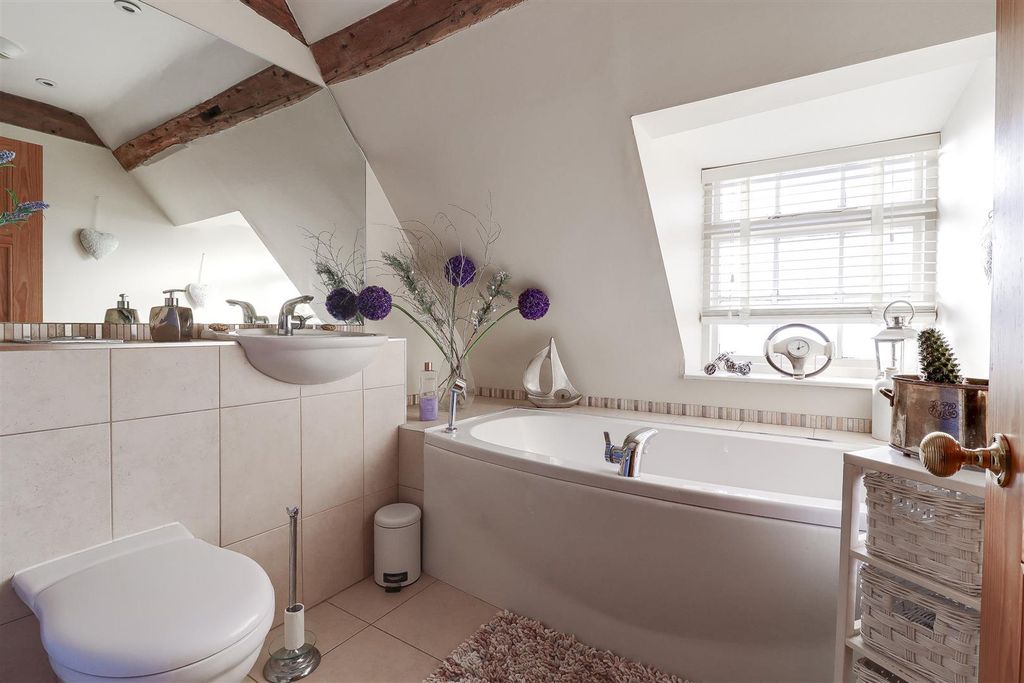 Property photo 2 of 20 Red House 5_12.Jpg