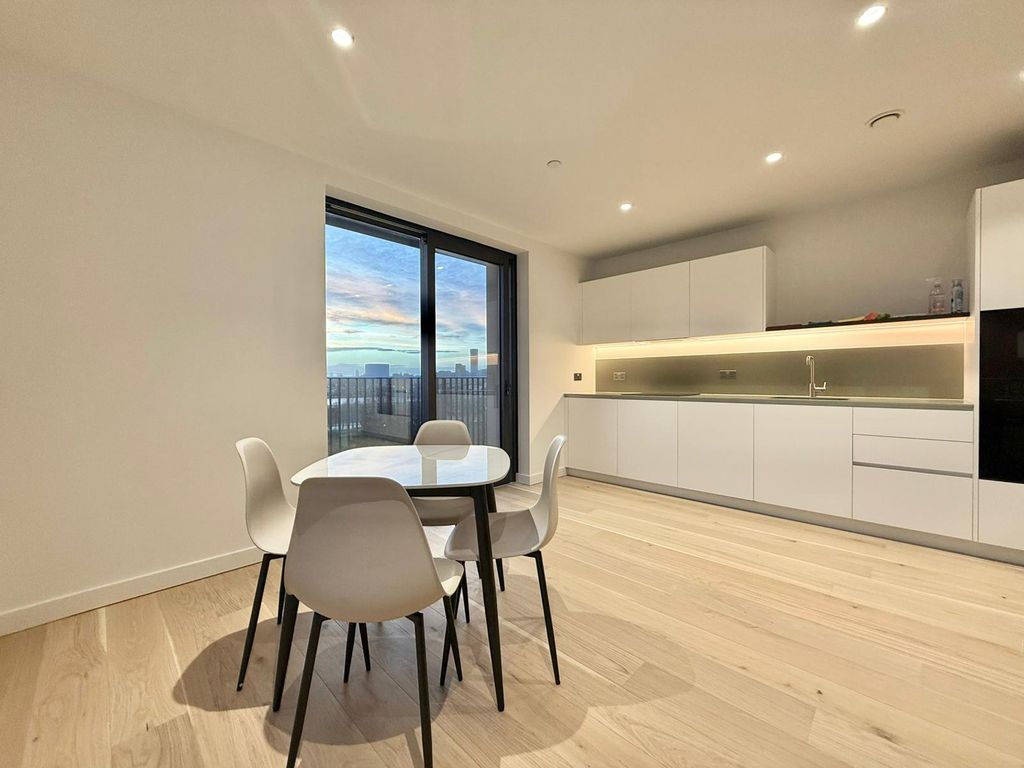 Property photo 3 of 13 Gallery