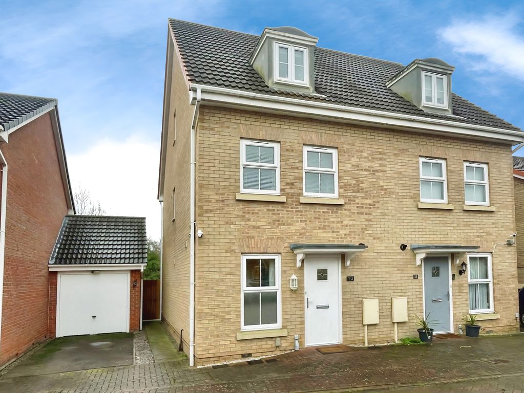 Property photo 1 of 15 A73266A2-E3638020-Aaae-4F62-9846-3c04Dacf5E23