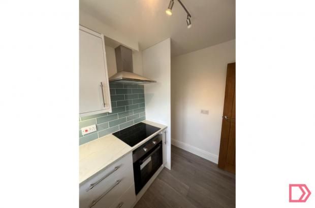 Property photo 3 of 10 13 Beechlands Picure