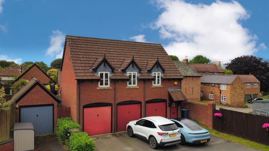 Property photo 1 of 12 1
