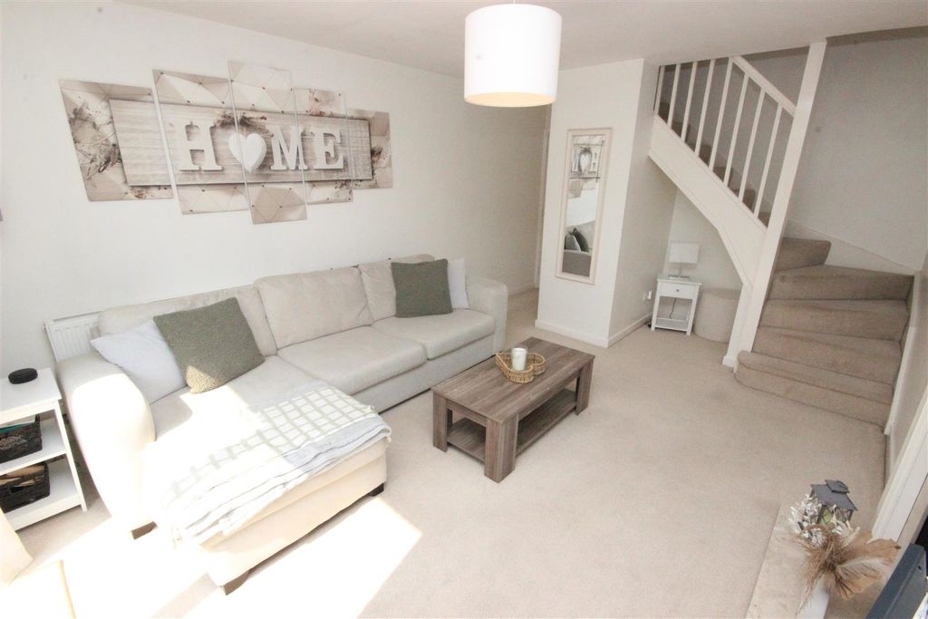 Property photo 2 of 14 Img_1176.Jpg