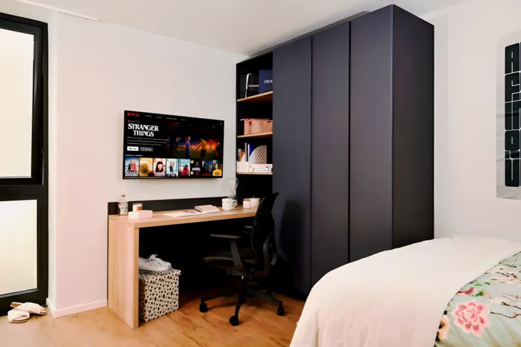 Property photo 1 of 36