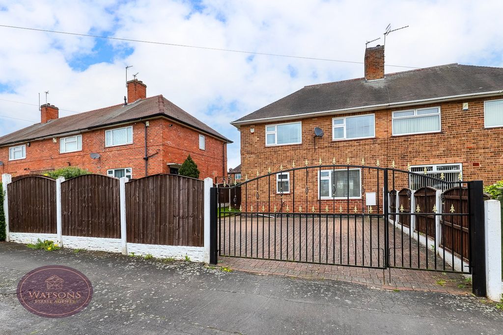 Property photo 1 of 24