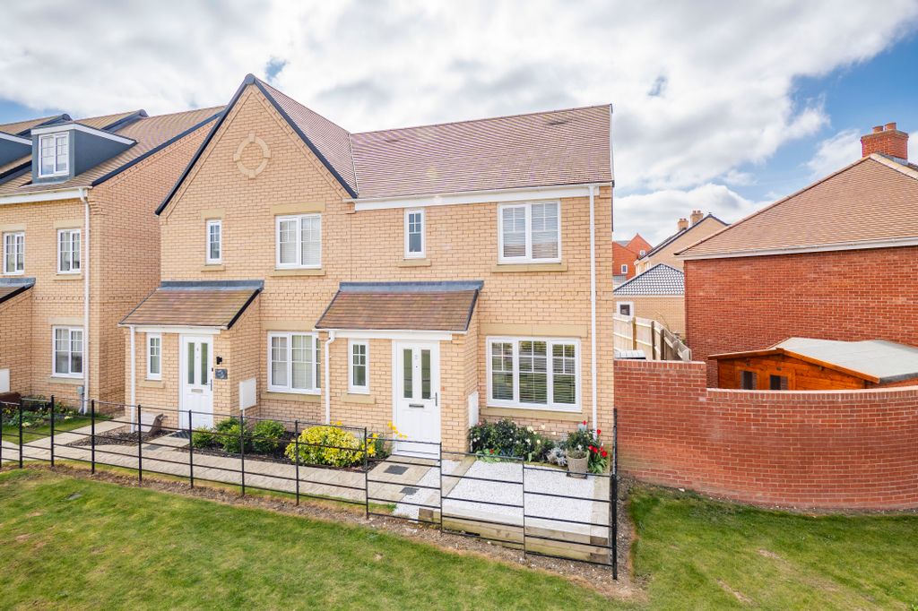 Property photo 1 of 18 _1104424
