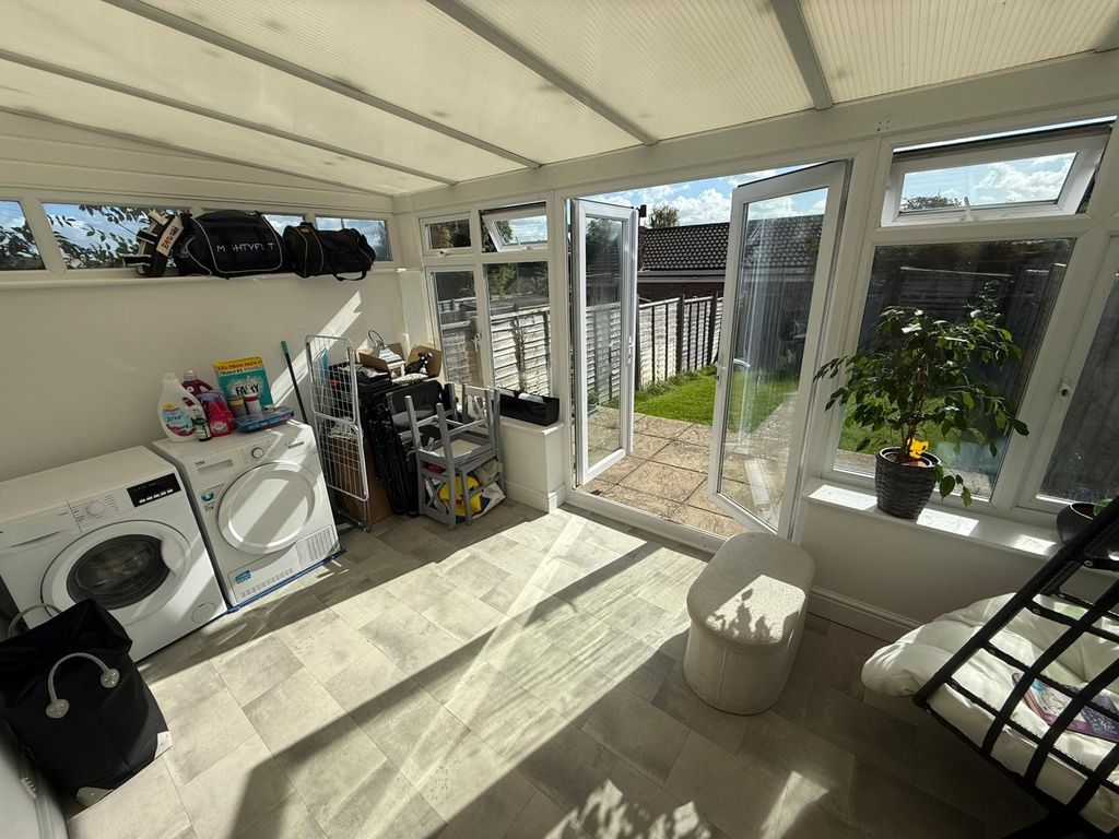 Property photo 3 of 4