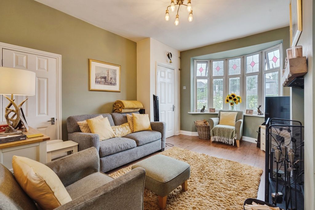 Property photo 2 of 21 Pbox-Img.Jpg