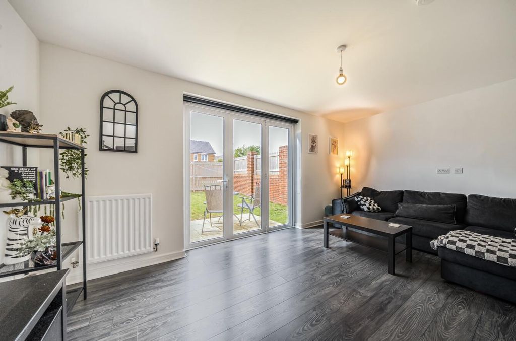 Property photo 2 of 17 1346108-10-68B1Bbe2217Fb.Jpg