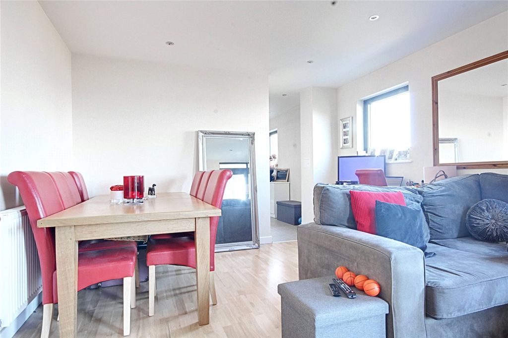 Property photo 3 of 11 Picture No. 09