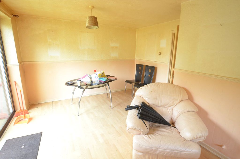 Property photo 2 of 7 Picture No. 06