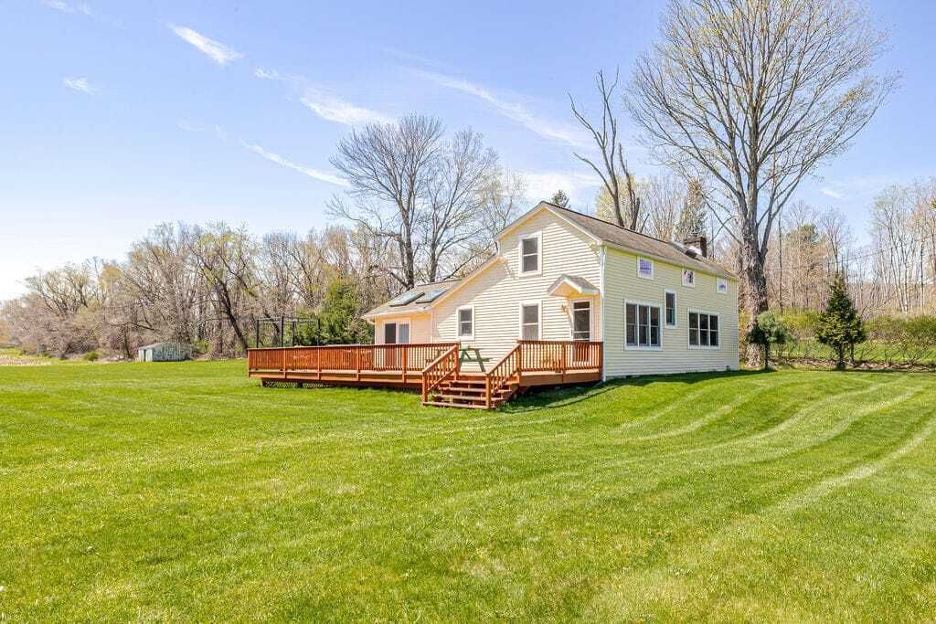 Property photo 1 of 4