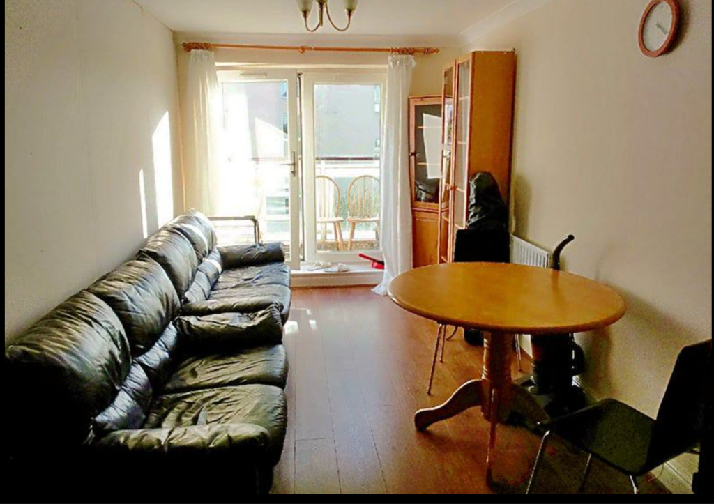 Property photo 3 of 6