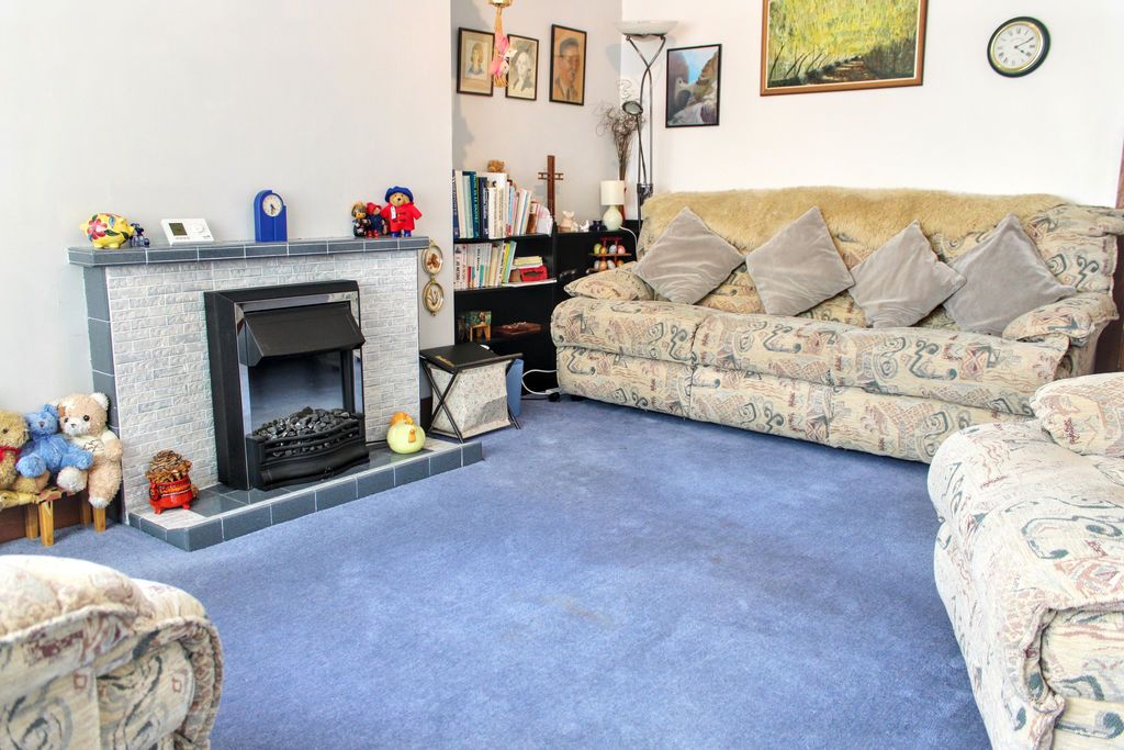 Property photo 3 of 15 Photo 3