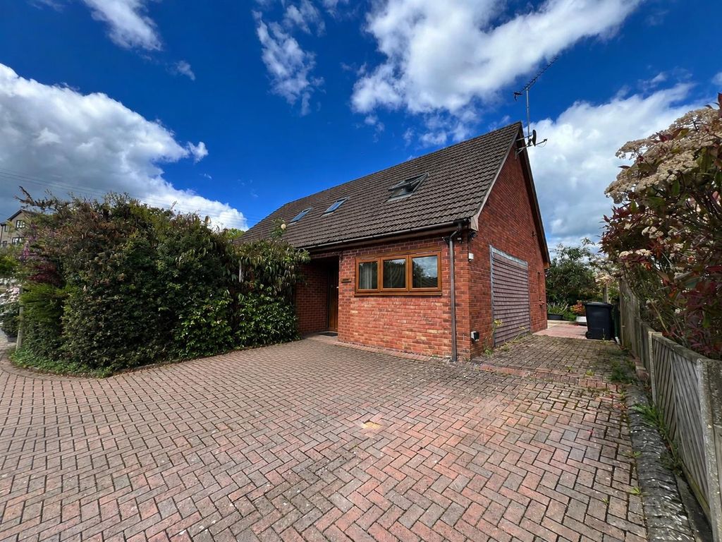Property photo 1 of 25