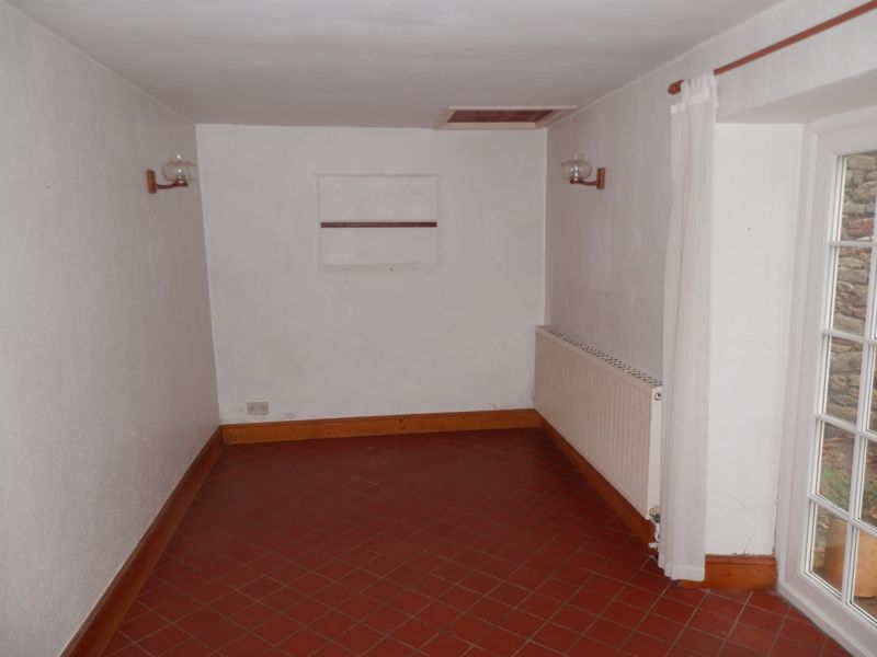 Property photo 2 of 8 Photo 2