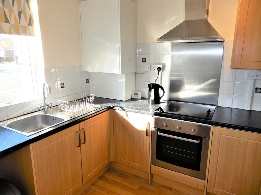 Property photo 3 of 8