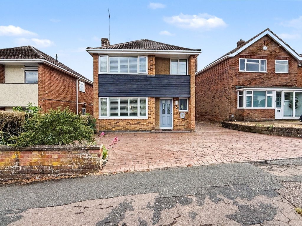 Property photo 1 of 39 5215613