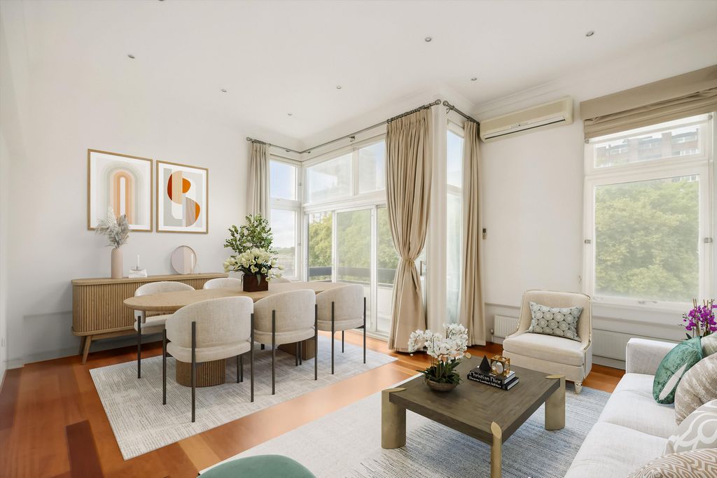 Property photo 1 of 18 Image