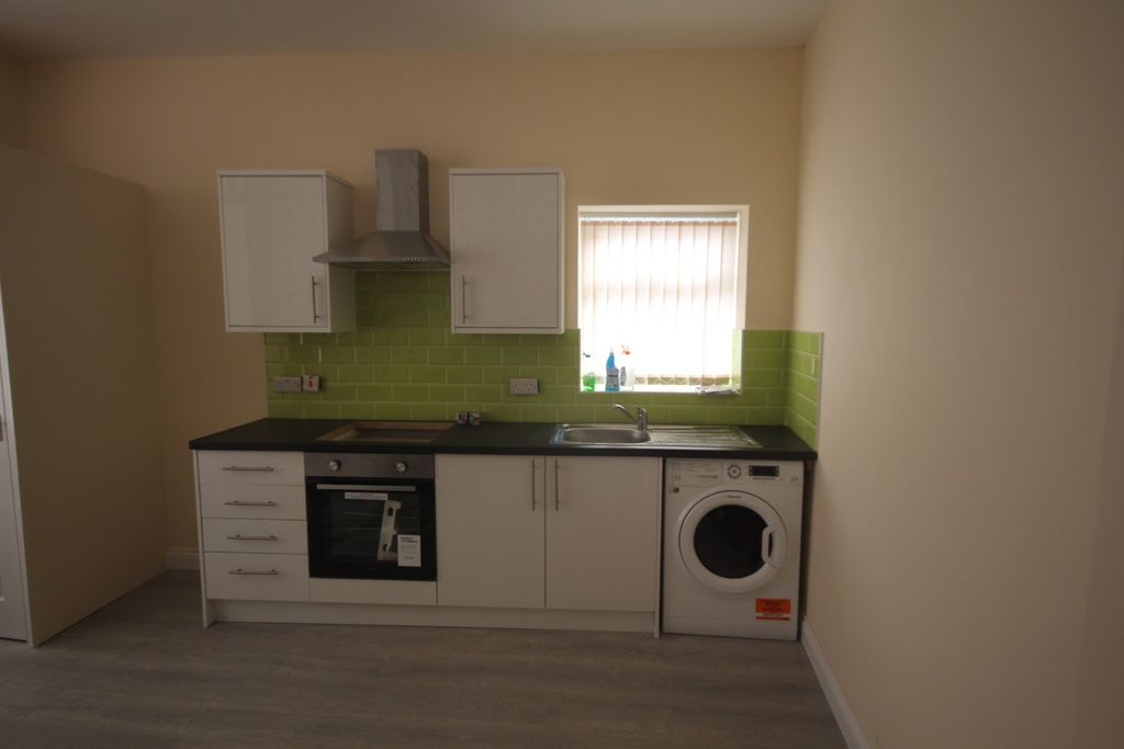 Property photo 3 of 8