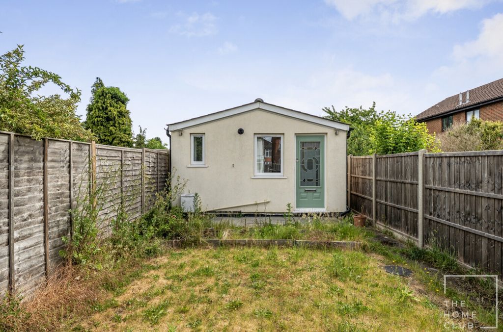 Property photo 1 of 11 F9610397-Bf02-4d35-B039-A3c2d1327751