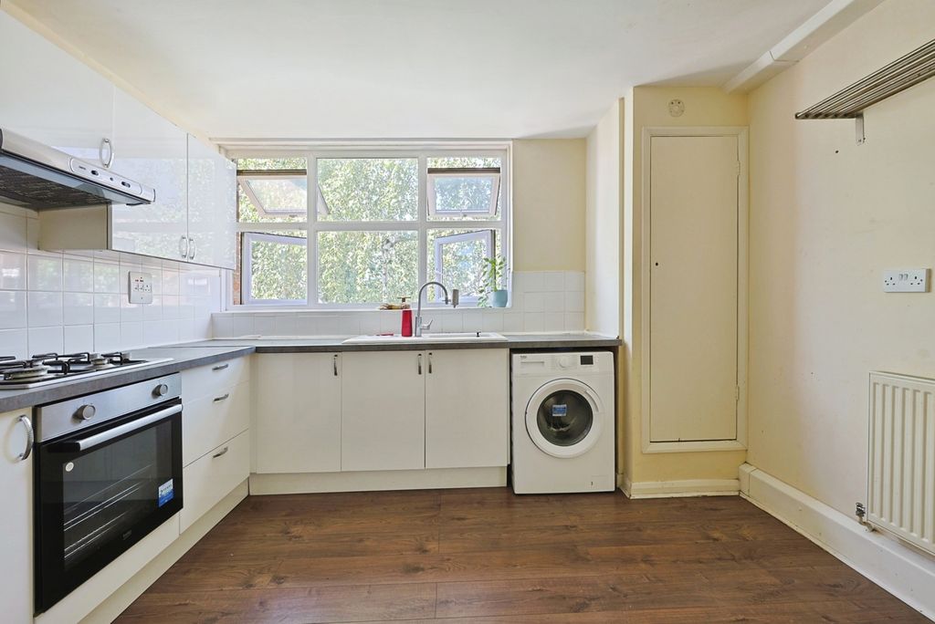 Property photo 1 of 17 Pbox-Img.Jpg