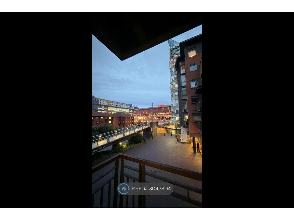 Property photo 1 of 12 Birmingham Canal, The Cube And The Mailbox