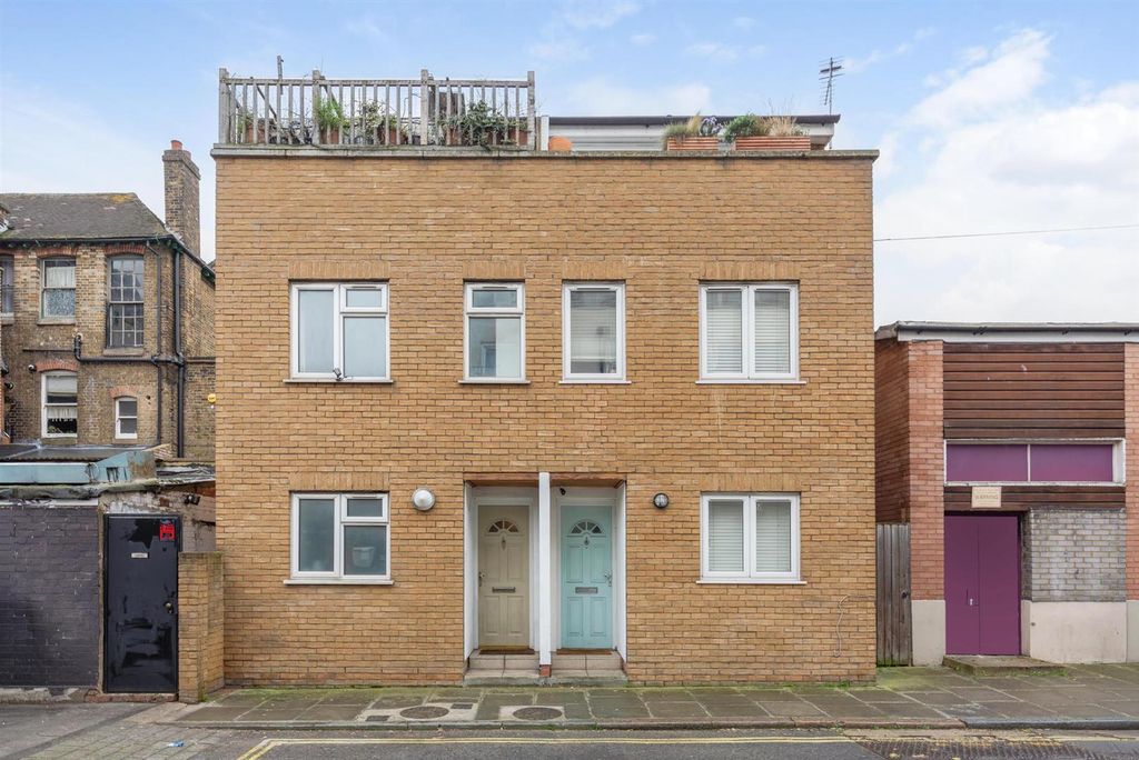 Property photo 2 of 15 386B3336-Enhanced-Nr.Jpg