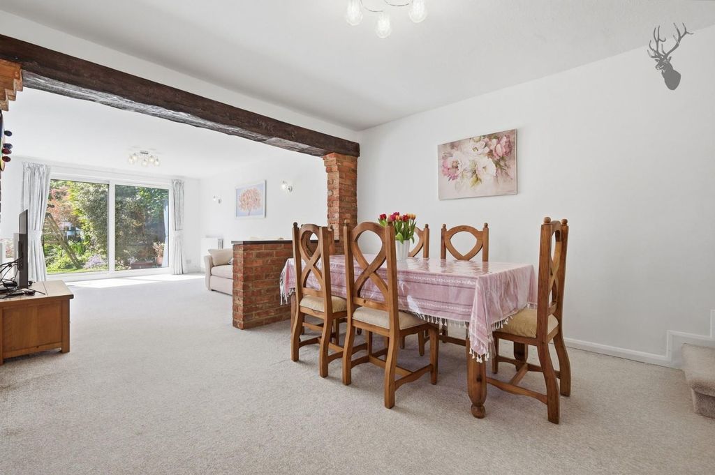Property photo 2 of 30