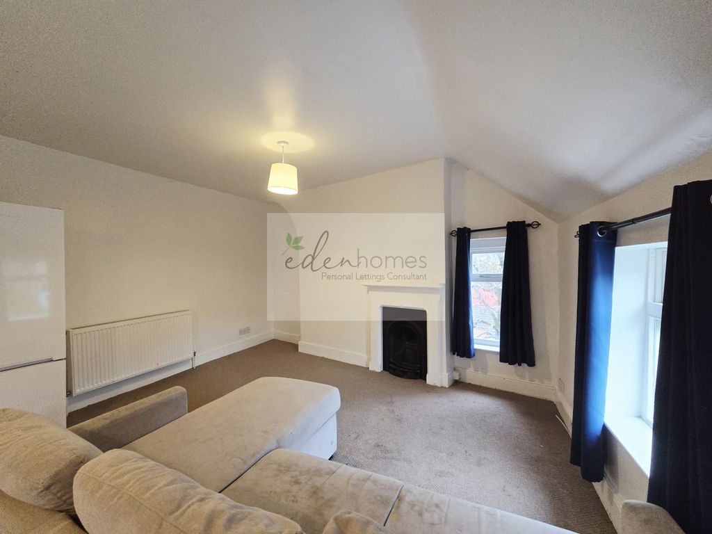 Property photo 3 of 7 Lounge.Jpeg