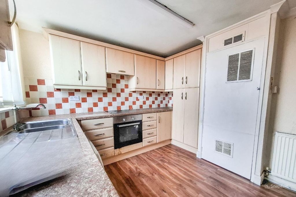 Property photo 2 of 14 29 Monmouth Road, Middlesbrough, North Yorkshire, Ts6 9Sa