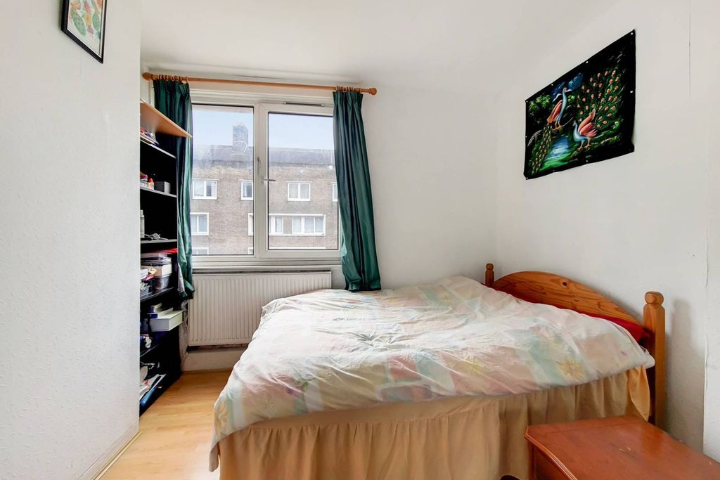 Property photo 2 of 5