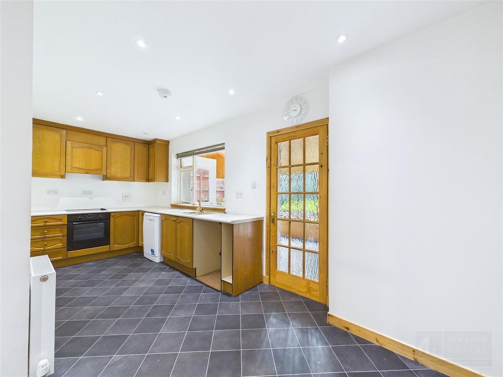 Property photo 2 of 19 Kitchen / Dining