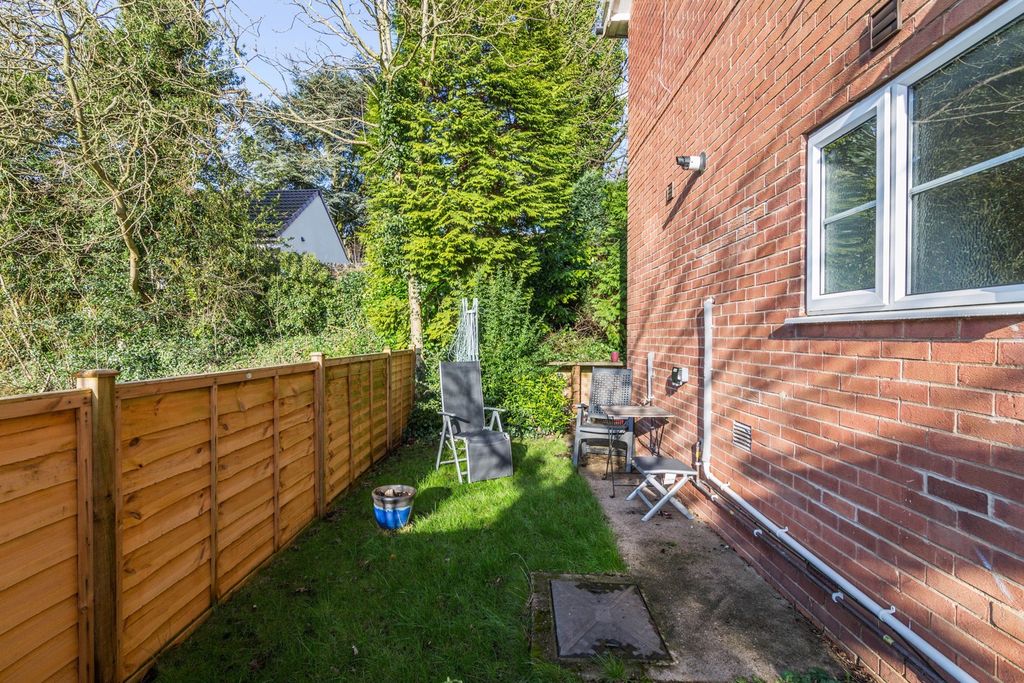 Property photo 3 of 16