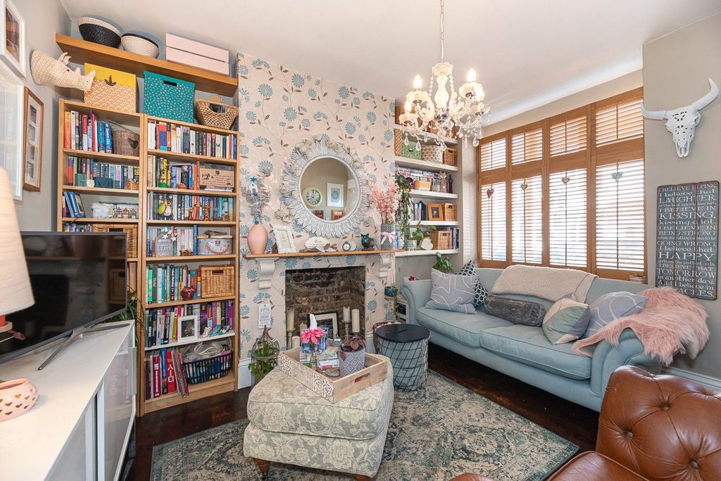 Property photo 3 of 16 Picture No. 01